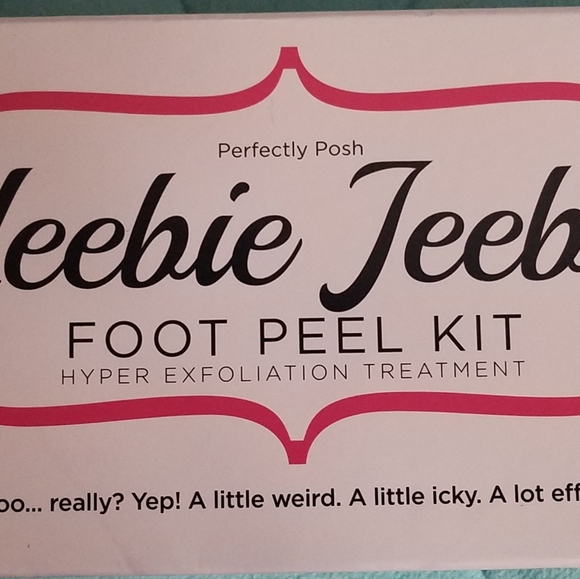 Foot Peel Kit - Picture 3 of 5